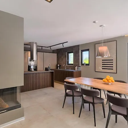 Oliva 2 Holiday home Umag