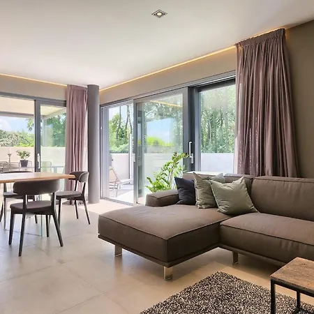 Holiday home Oliva 2 *